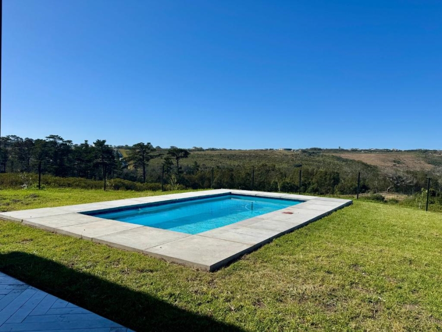 5 Bedroom Property for Sale in Brackenridge Western Cape